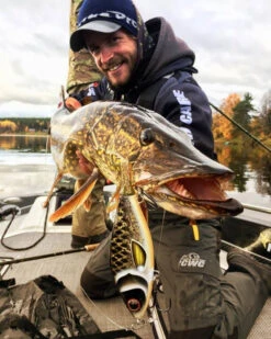 Strike Pro Trueglide Guppie 13,5cm 120g -Angelausrüstung 29 EG208 TR001r 3